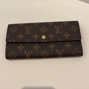 Louis Vuitton Long Monogram Brown Sarah Wallet
